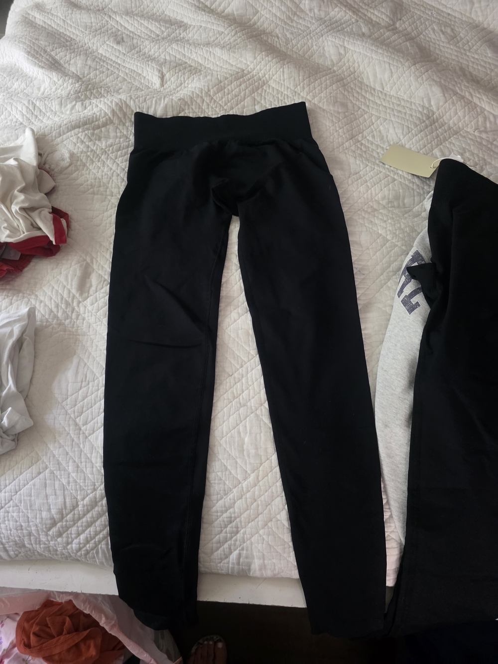 HALARA Small Seamless Black High-Waist Active Leggings